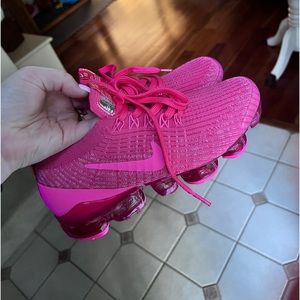 2021 pink vapor max